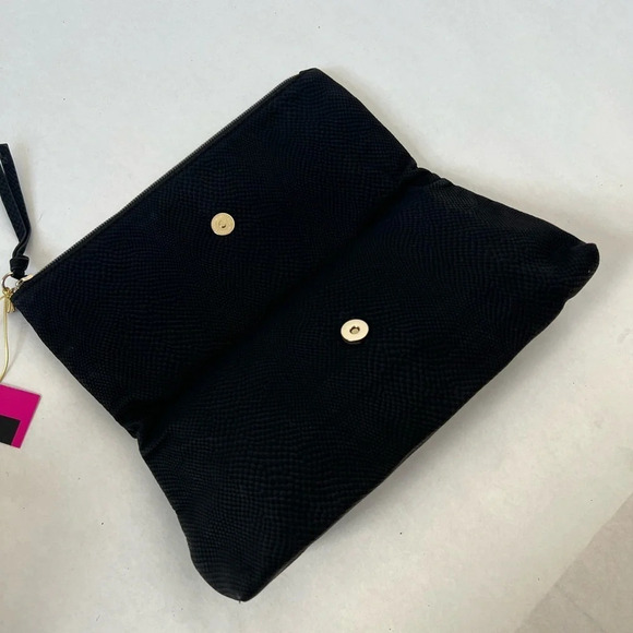 Victoria Secret Fold-Over Classic Black With Bow Wristlet Clutch Bag NWT - Picture 5 of 11